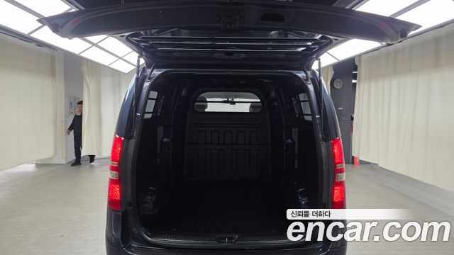 Hyundai Starex 2019 — photo 20