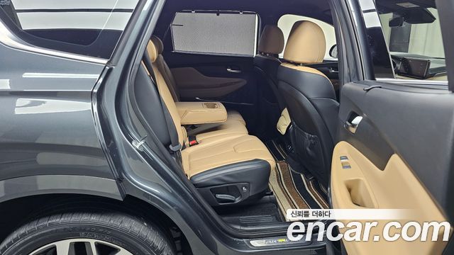 Hyundai Santafe 2021 — photo 12