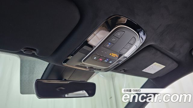 Hyundai Santafe 2021 — photo 18