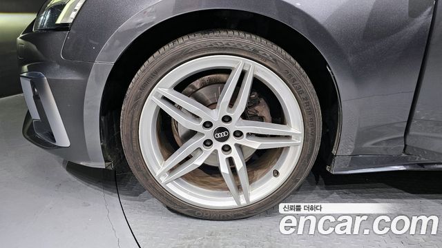 Audi A5 2021 — photo 5