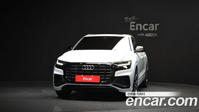 Audi Q8 2023 — photo 3
