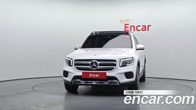 Mercedes-Benz GLB-Class 2020 — photo 3