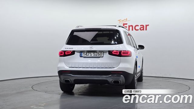 Mercedes-Benz GLB-Class 2020 — photo 4