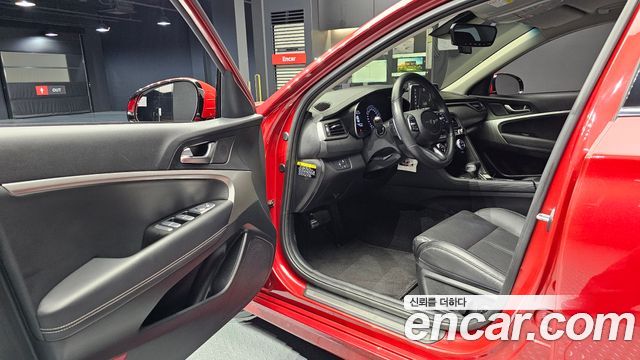 Genesis G70 2018 — photo 11