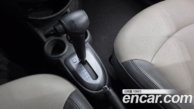 Chevrolet Korea Spark 2012 — photo 9
