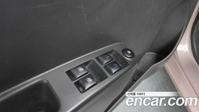 Chevrolet Korea Spark 2012 — photo 18