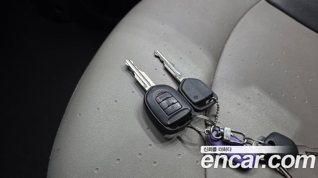 Chevrolet Korea Spark 2012 — photo 19