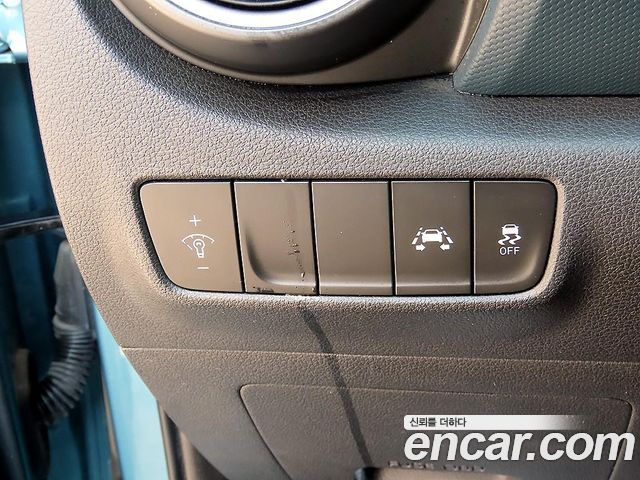 Hyundai Kona 2018 — photo 12