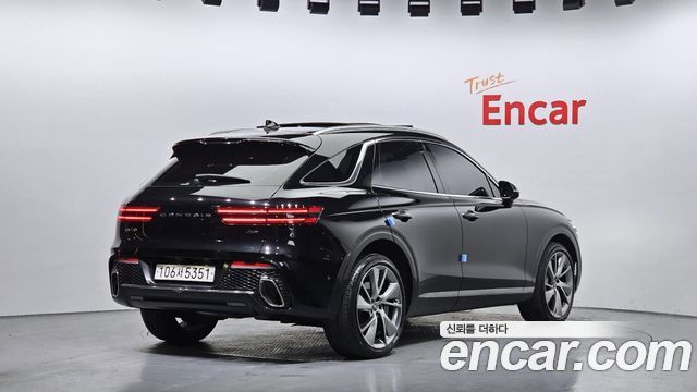 Genesis GV70 2023 — photo 2