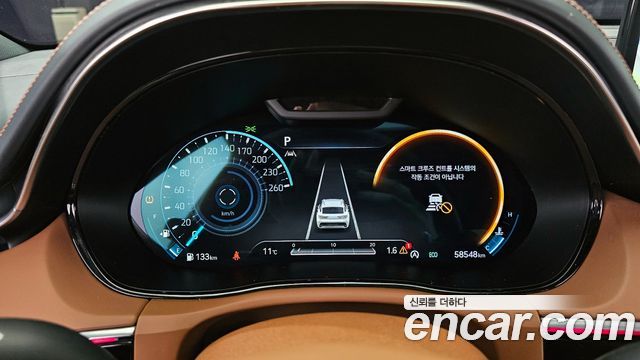 Genesis GV70 2023 — photo 8