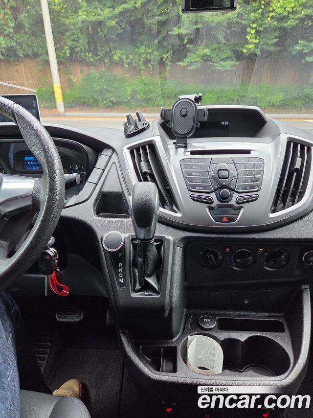 Ford Transit 2016 — photo 8