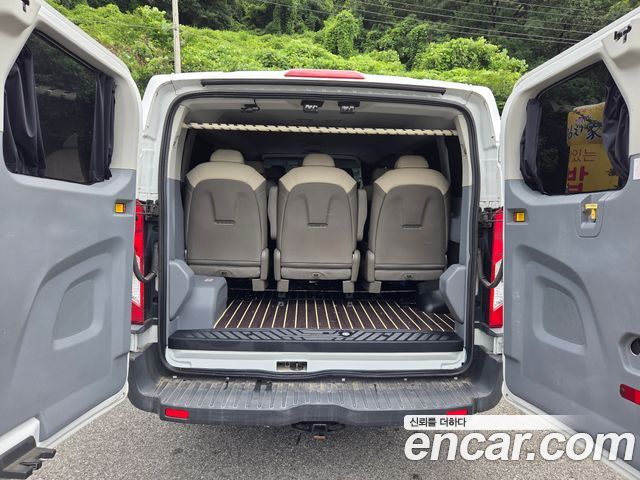 Ford Transit 2016 — photo 10