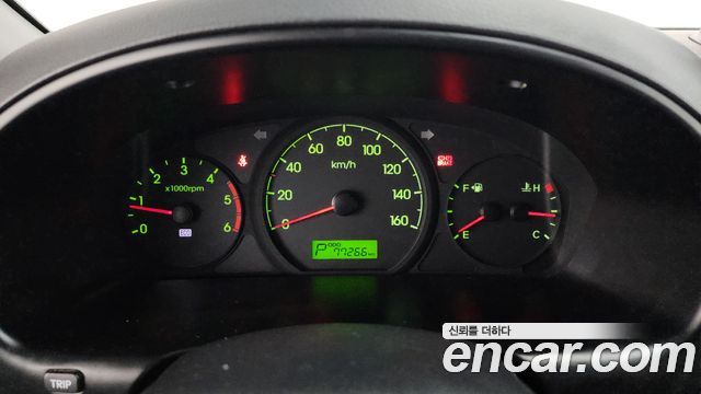 Hyundai Starex 2014 — photo 8