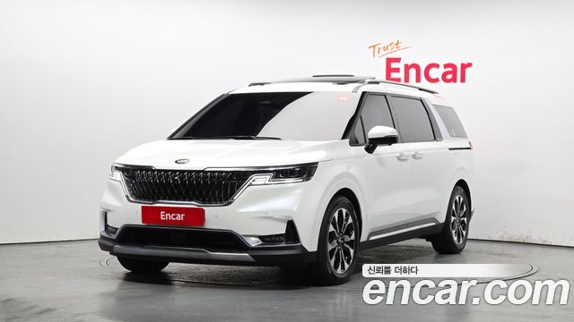 Kia Canival 2021 — photo 1