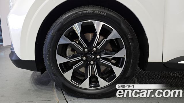 Kia Canival 2021 — photo 5