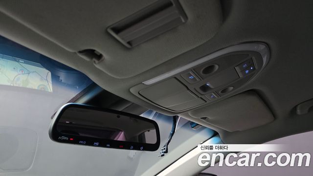 Hyundai Genesis 2016 — photo 16