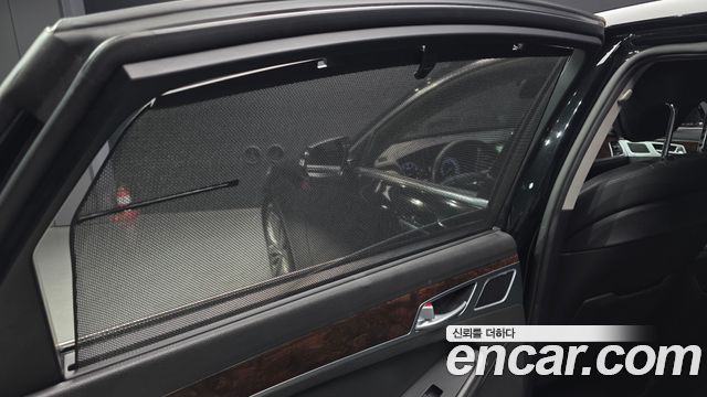 Hyundai Genesis 2016 — photo 19