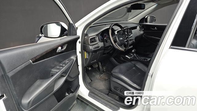 Kia Sorento 2016 — photo 10