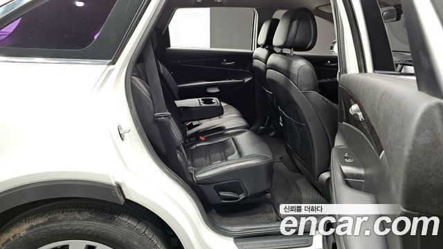 Kia Sorento 2016 — photo 12