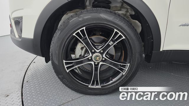 KG Mobility KORANDO 2015 — photo 5