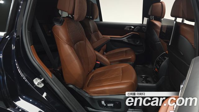 BMW X7 2020 — photo 12