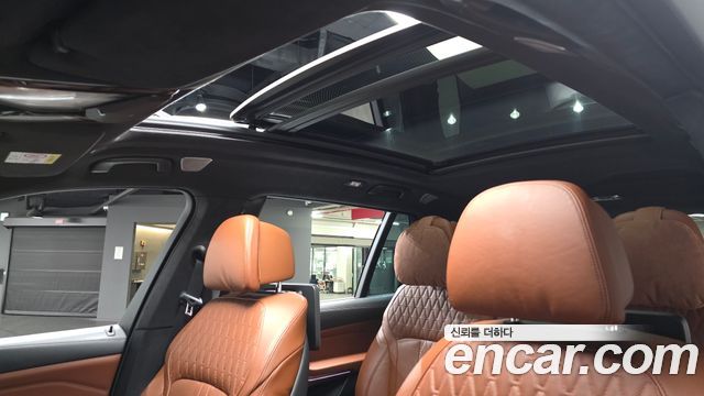 BMW X7 2020 — photo 18