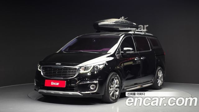 Kia Canival 2018 — photo 1