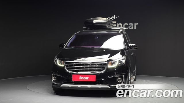 Kia Canival 2018 — photo 3