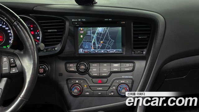 Kia K5 2013 — photo 17