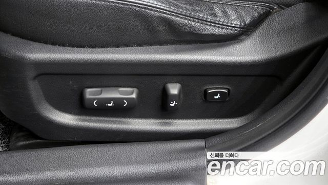 Kia K5 2013 — photo 18