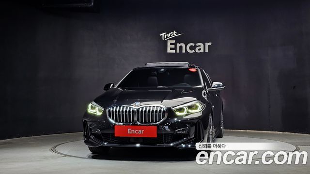 BMW 1-Series 2024 — photo 3
