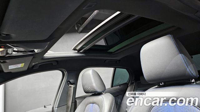 BMW 1-Series 2024 — photo 19