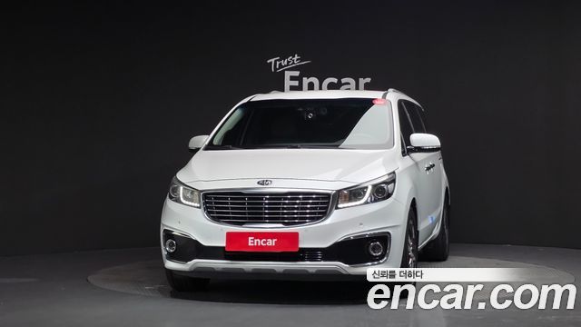 Kia Canival 2018 — photo 3