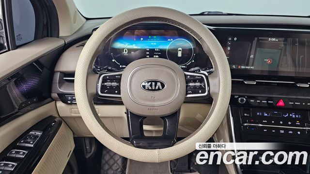 Kia Canival 2021 — photo 15