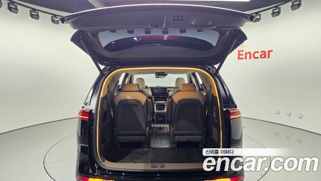 Kia Canival 2021 — photo 20