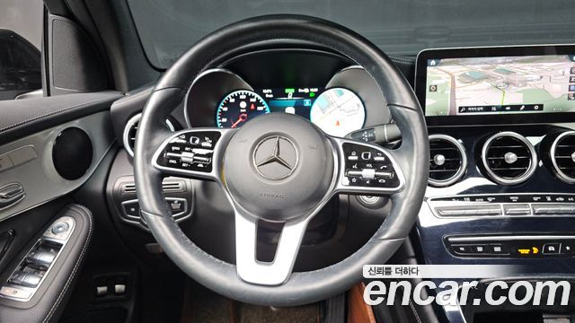 Mercedes-Benz GLC-Class 2020 — photo 11