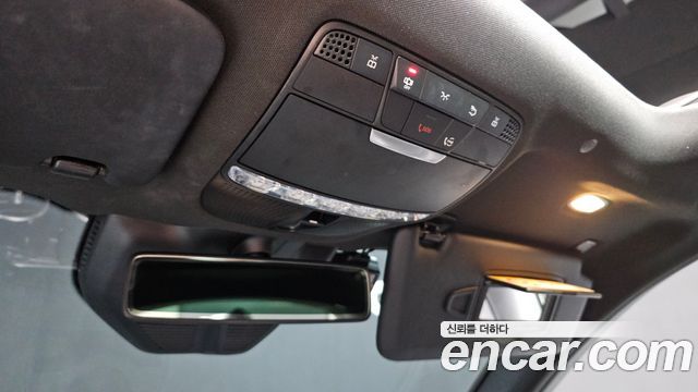 Mercedes-Benz GLC-Class 2020 — photo 17