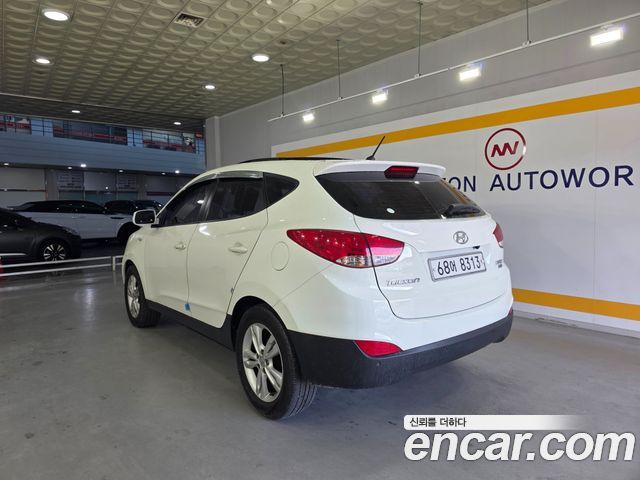 Hyundai Tucson 2012 — photo 3