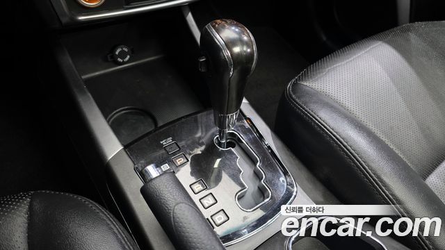 KG Mobility KORANDO 2014 — photo 9