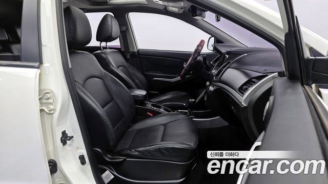 KG Mobility KORANDO 2014 — photo 11