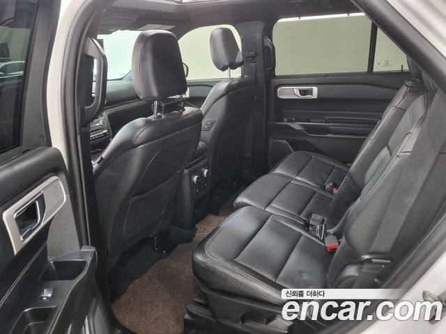 Ford Explorer 2020 — photo 15
