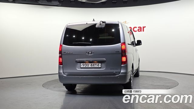 Hyundai Starex 2014 — photo 4