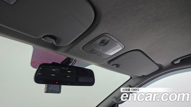 Hyundai Starex 2014 — photo 19