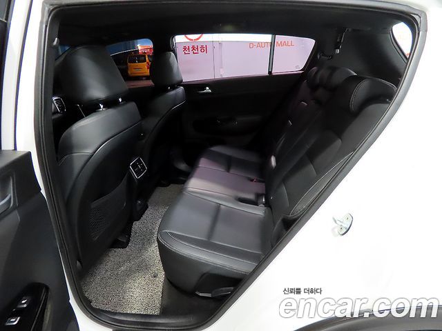 Kia Sportage 2019 — photo 11
