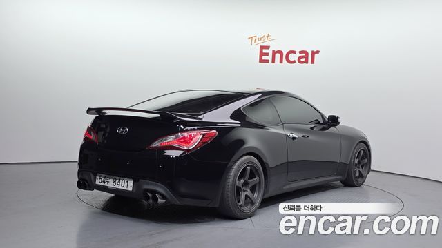 Hyundai Genesis 2012 — photo 2
