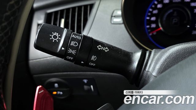 Hyundai Genesis 2012 — photo 12