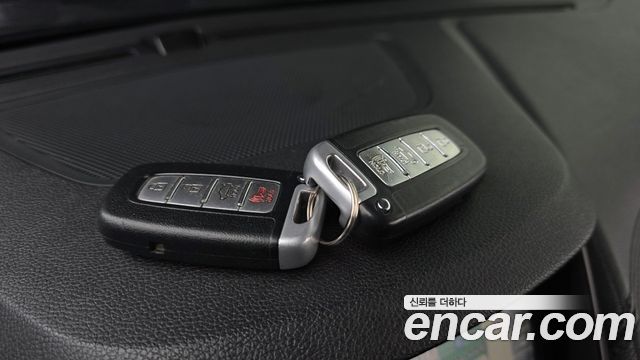 Hyundai Genesis 2012 — photo 19
