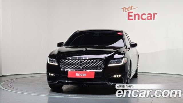 Lincoln Continental 2017 — photo 3
