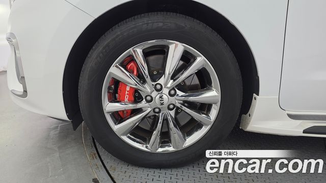 Kia Canival 2019 — photo 5