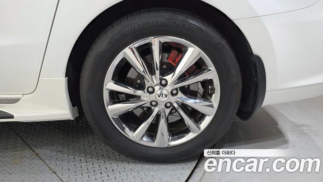 Kia Canival 2019 — photo 7